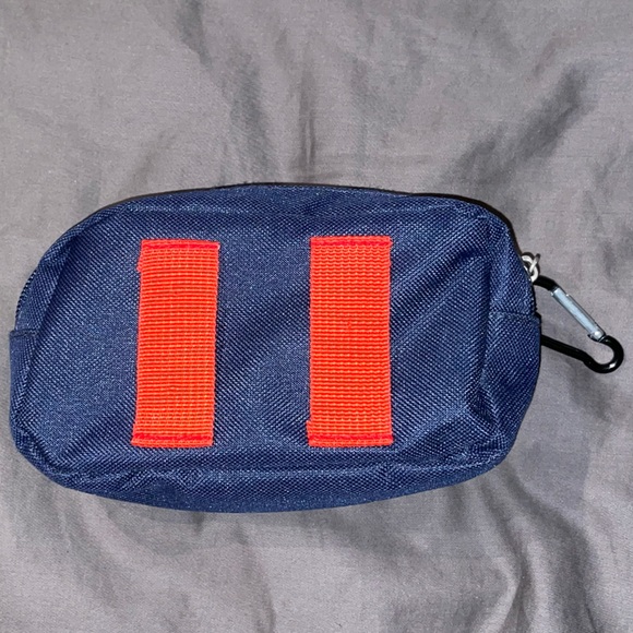 Brand New Never Used Fila “Trap Sack” - Picture 2 of 10